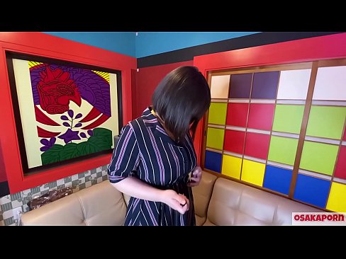 ❤️ O bonitinho japonês de mamas grandes se masturba com brinquedos sexuais e tem um orgasmo. Ela fala em uma entrevista sobre sua experiência fodida. Mamas enormes e ratas peludas gemendo alto. Osakaporn Porno vídeo em pt-br.com-porn-kai.ru ﹏